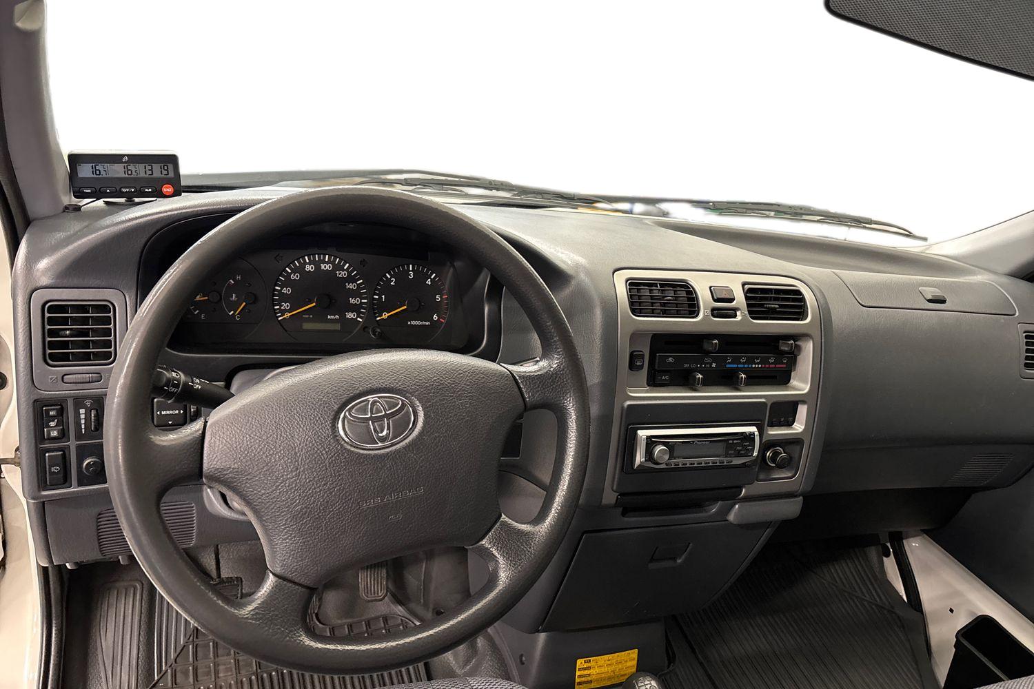 Toyota Hiace 2007