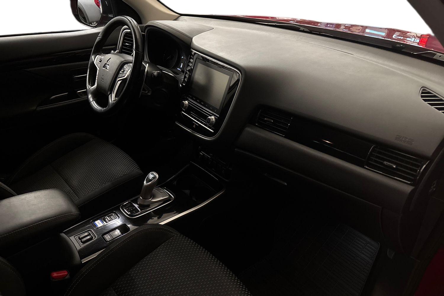 Mitsubishi Outlander PHEV 2019