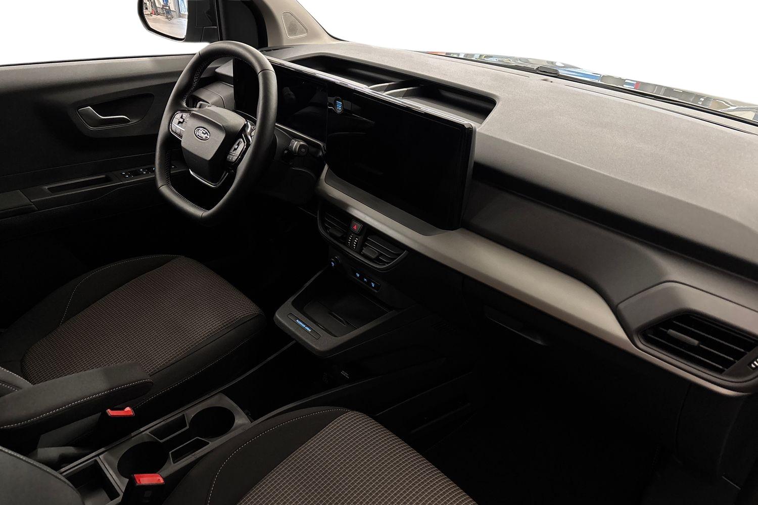 Ford Tourneo Courier 2025