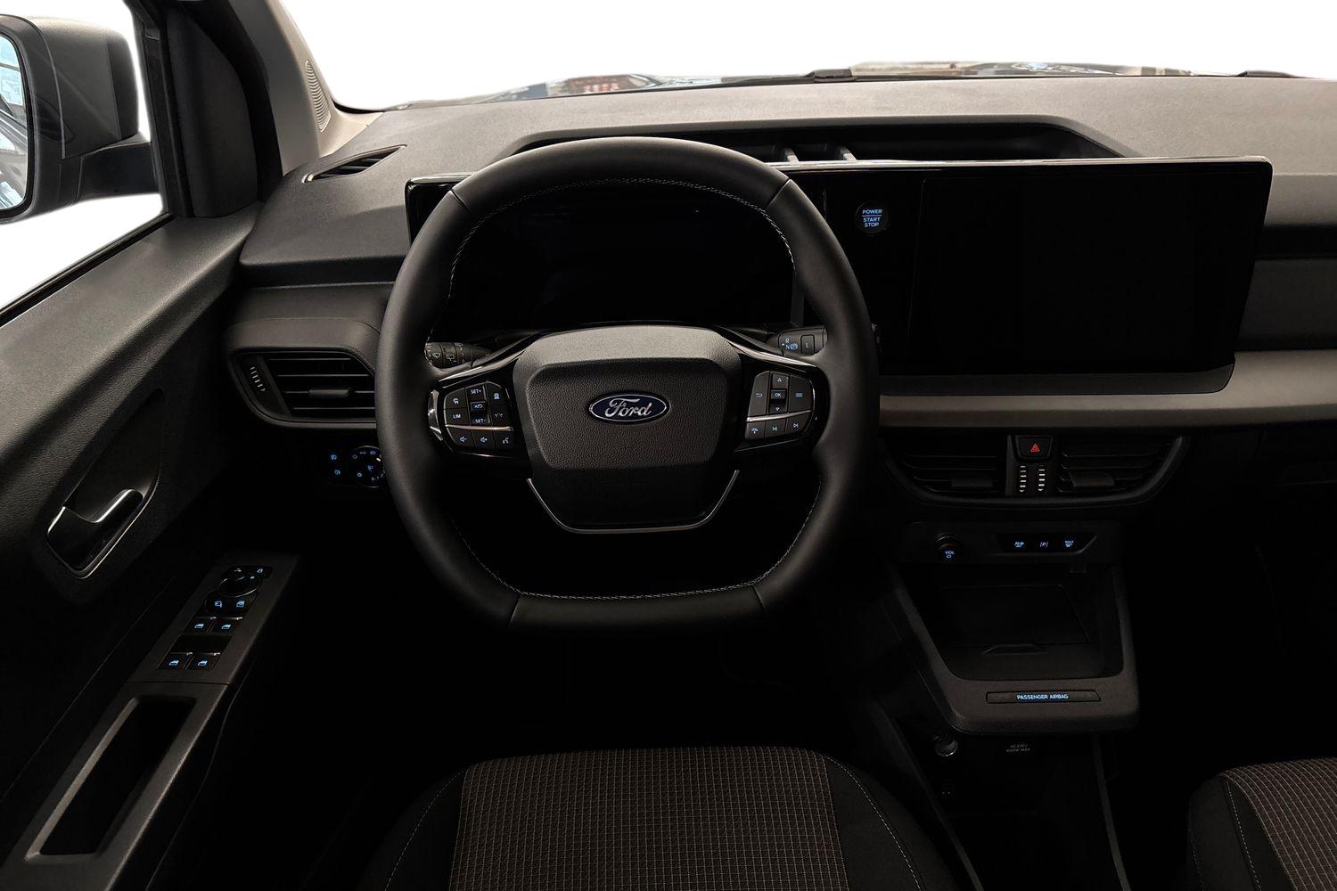 Ford Tourneo Courier 2025