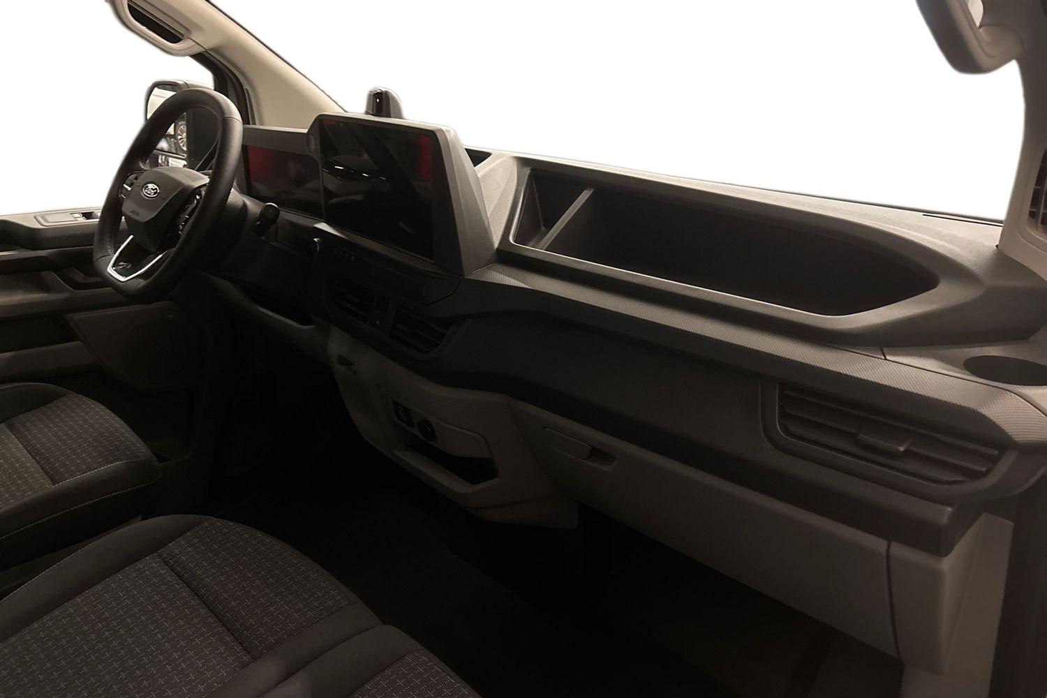 Ford Transit Custom 10