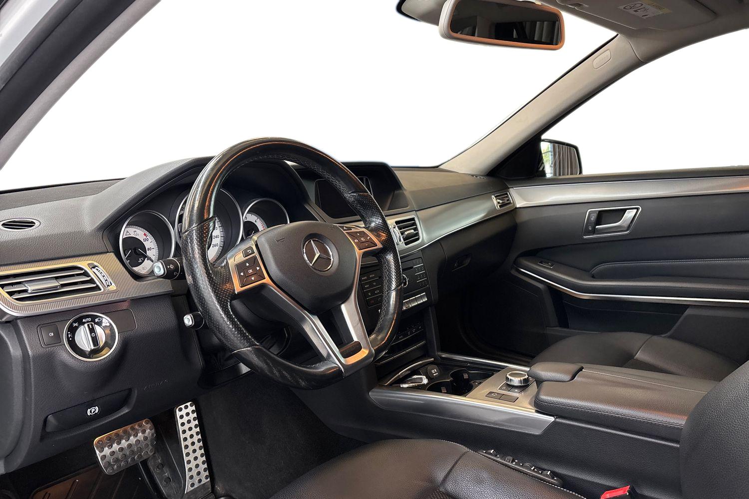 MERCEDES-BENZ E 2015