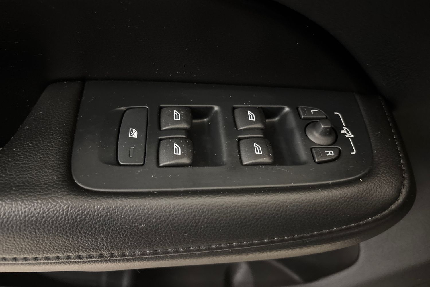 Volvo V60 Cross Country 2022