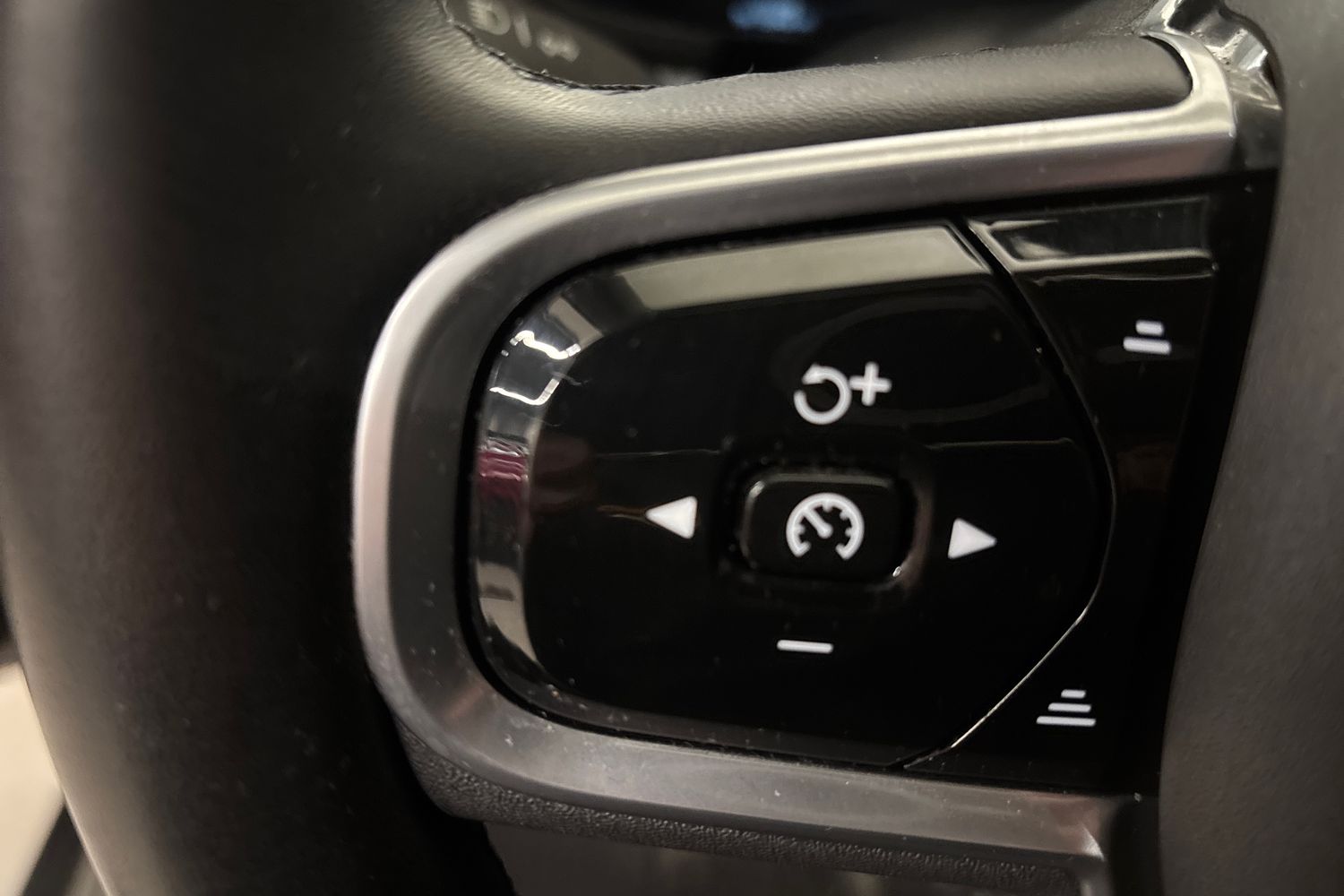 Volvo V60 Cross Country 2022