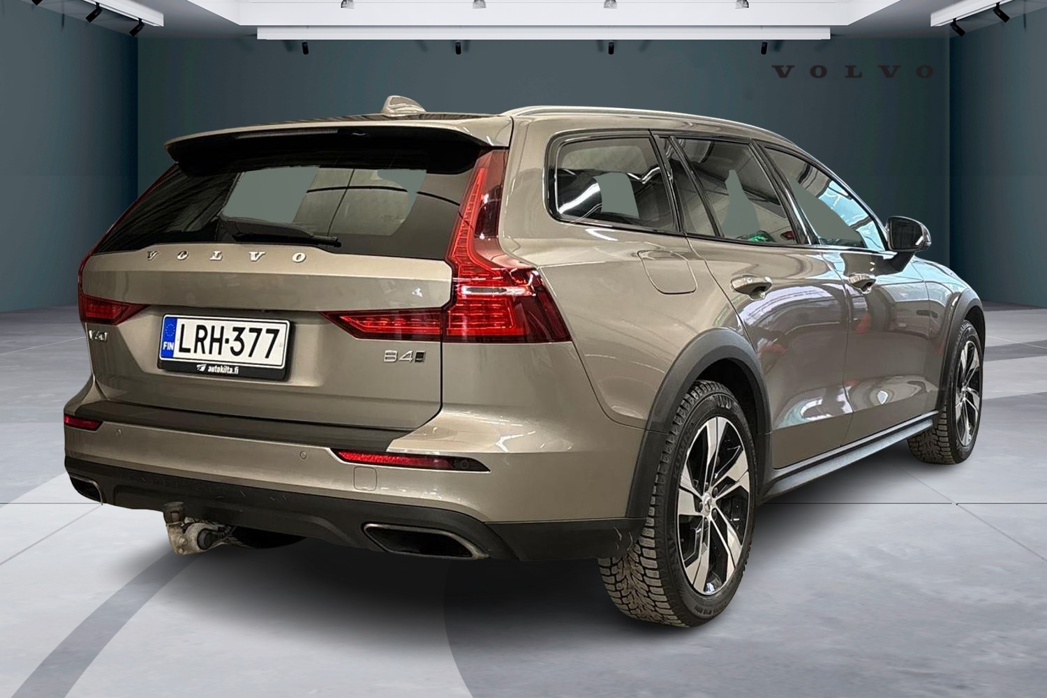 Volvo V60 Cross Country 2022