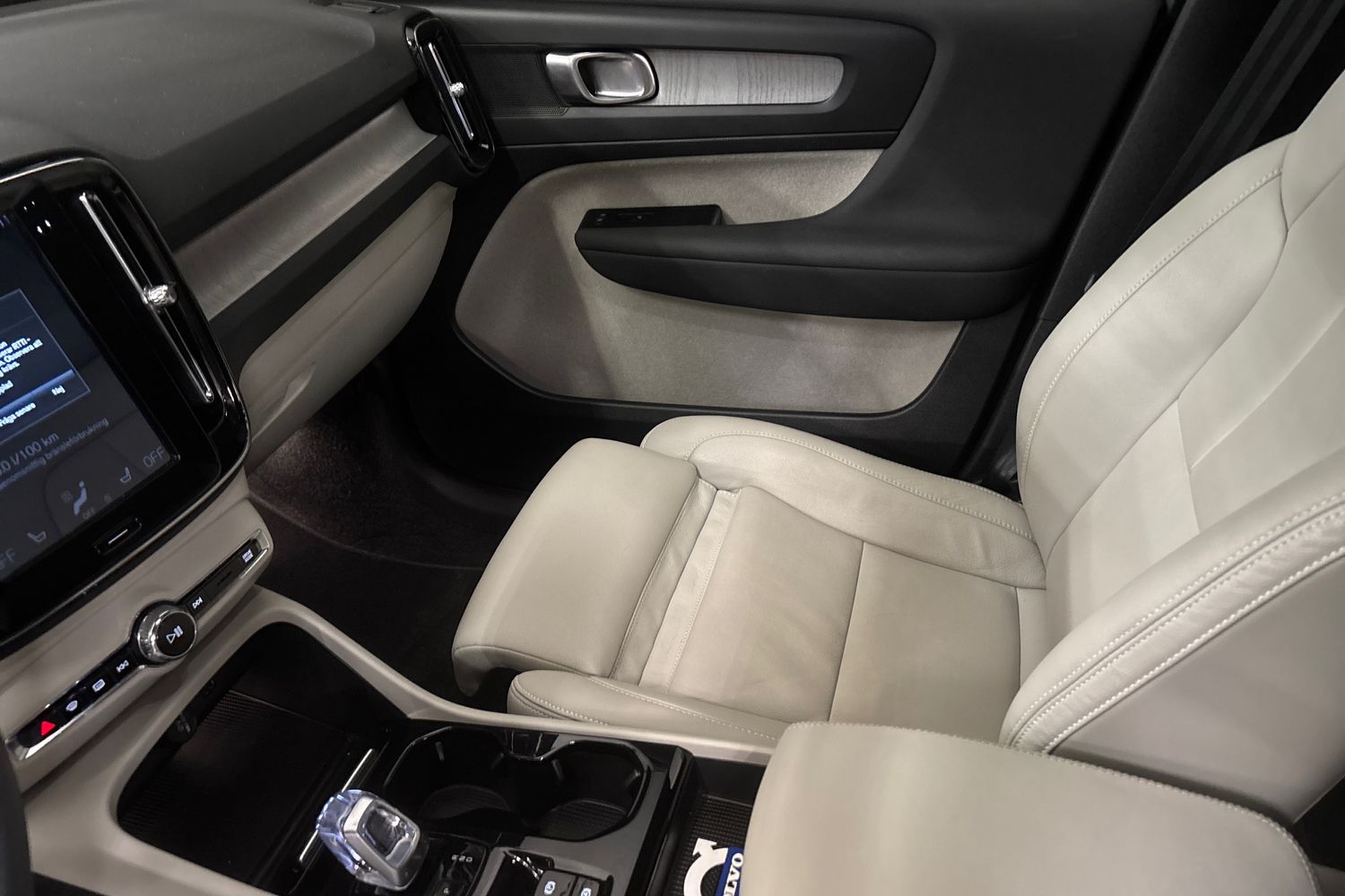 Volvo XC40 2021