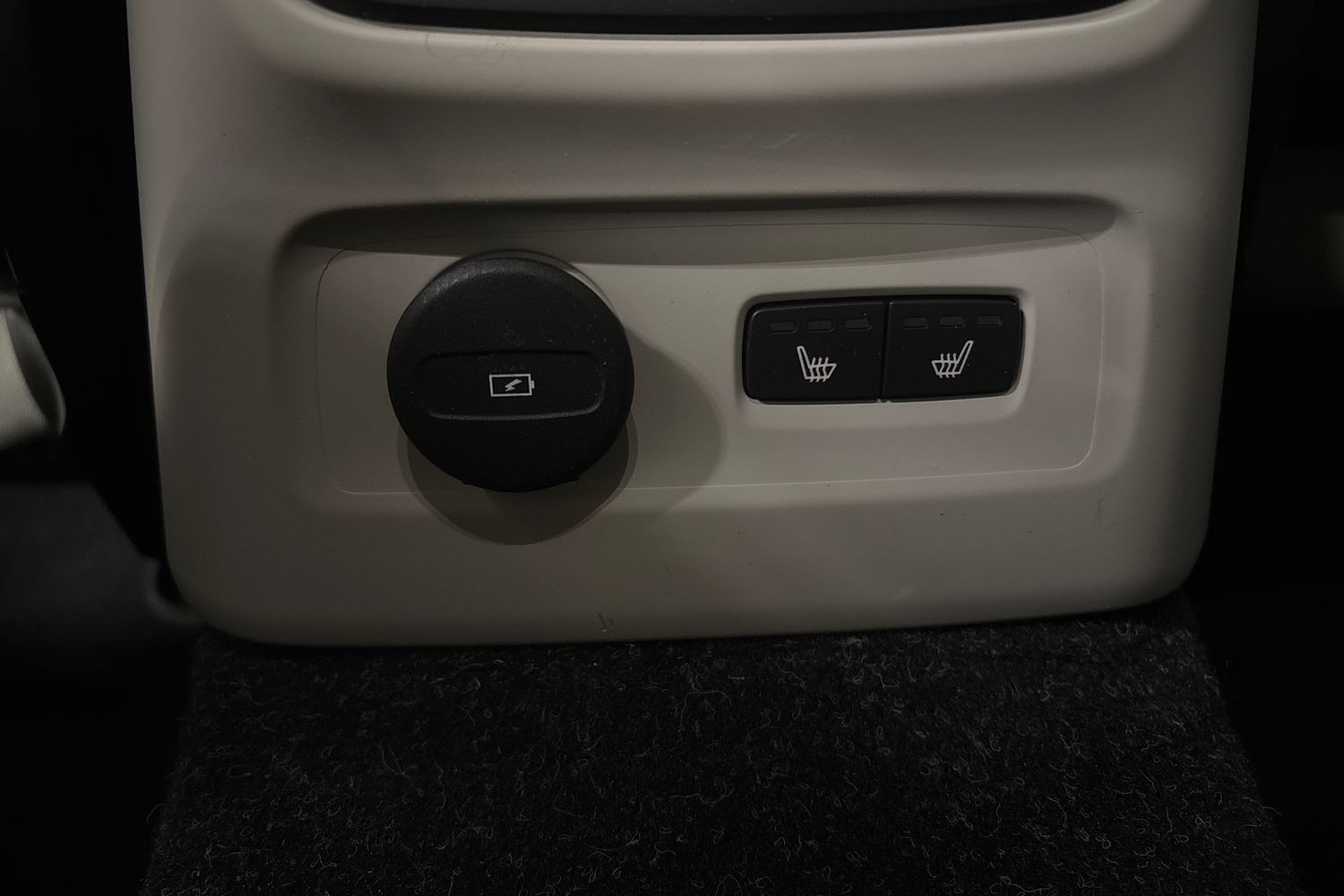 Volvo XC40 2021