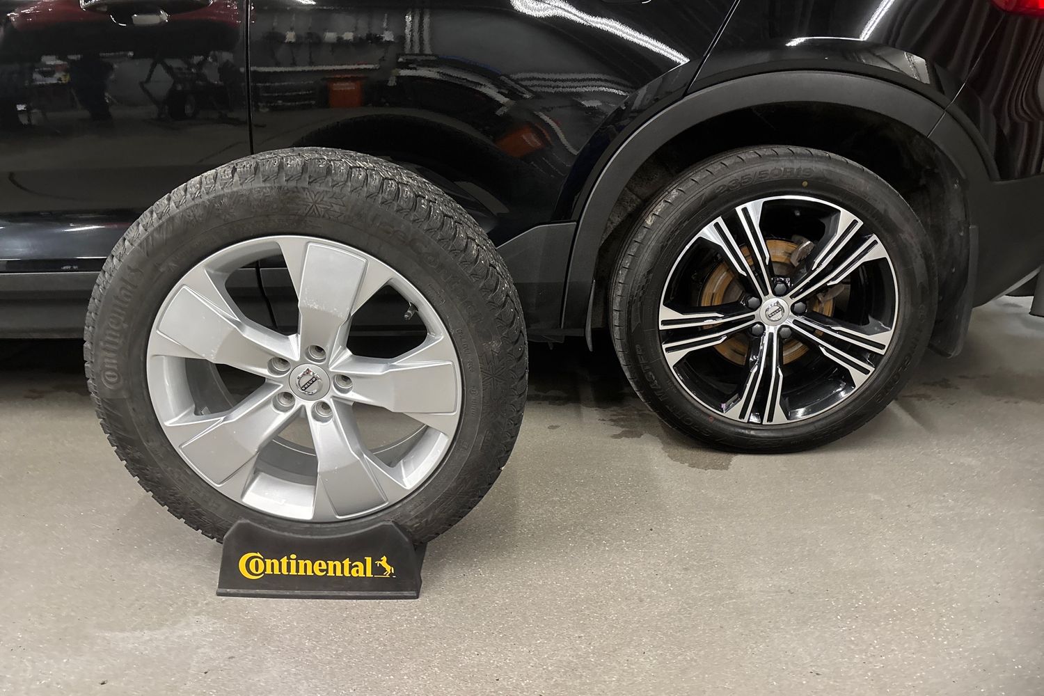 Volvo XC40 2021