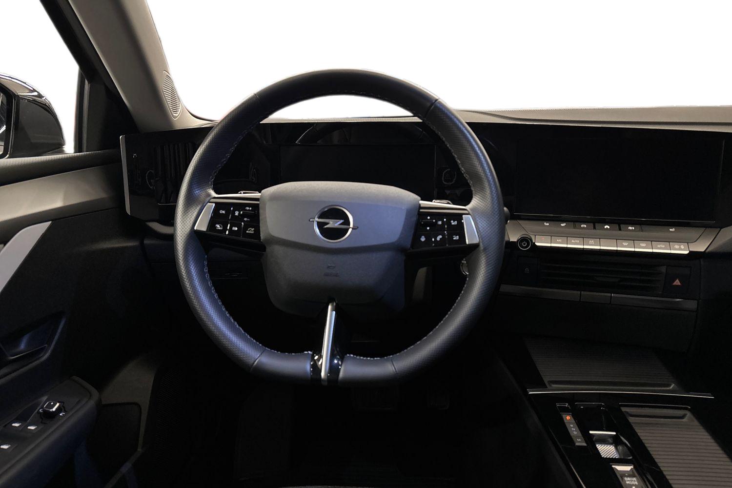 Opel Astra 2024