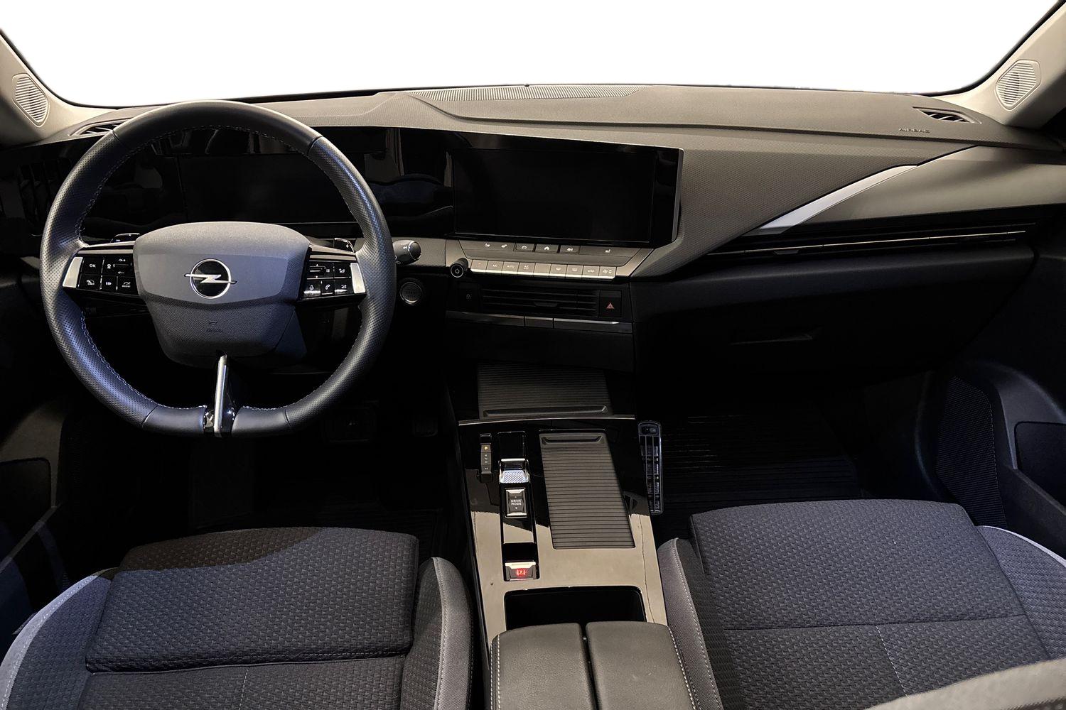 Opel Astra 2024