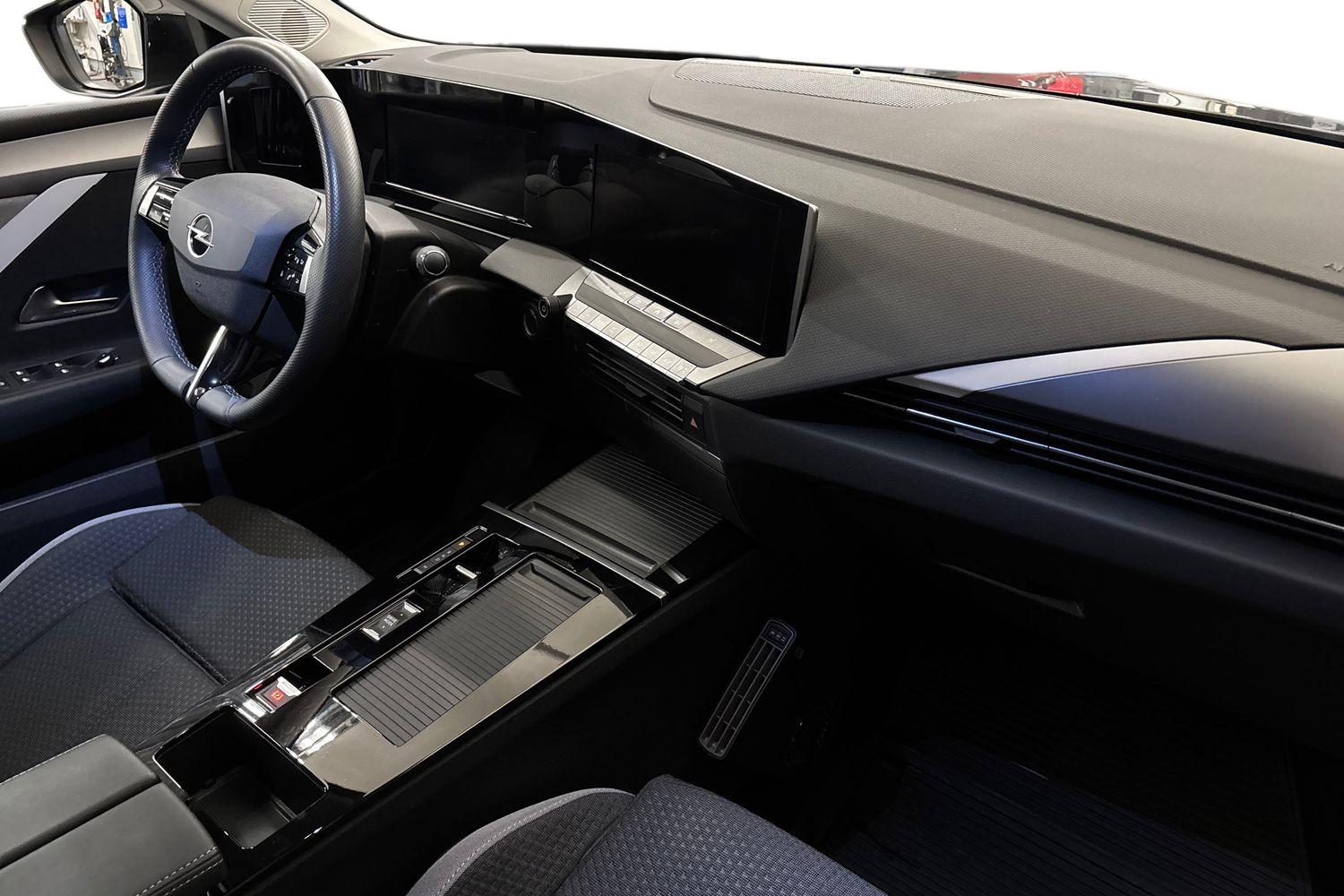 Opel Astra 2024