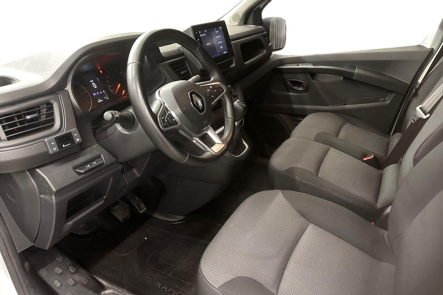 RENAULT Trafic 2023