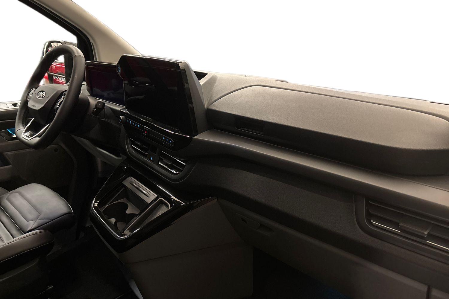 Ford Tourneo Custom 2026