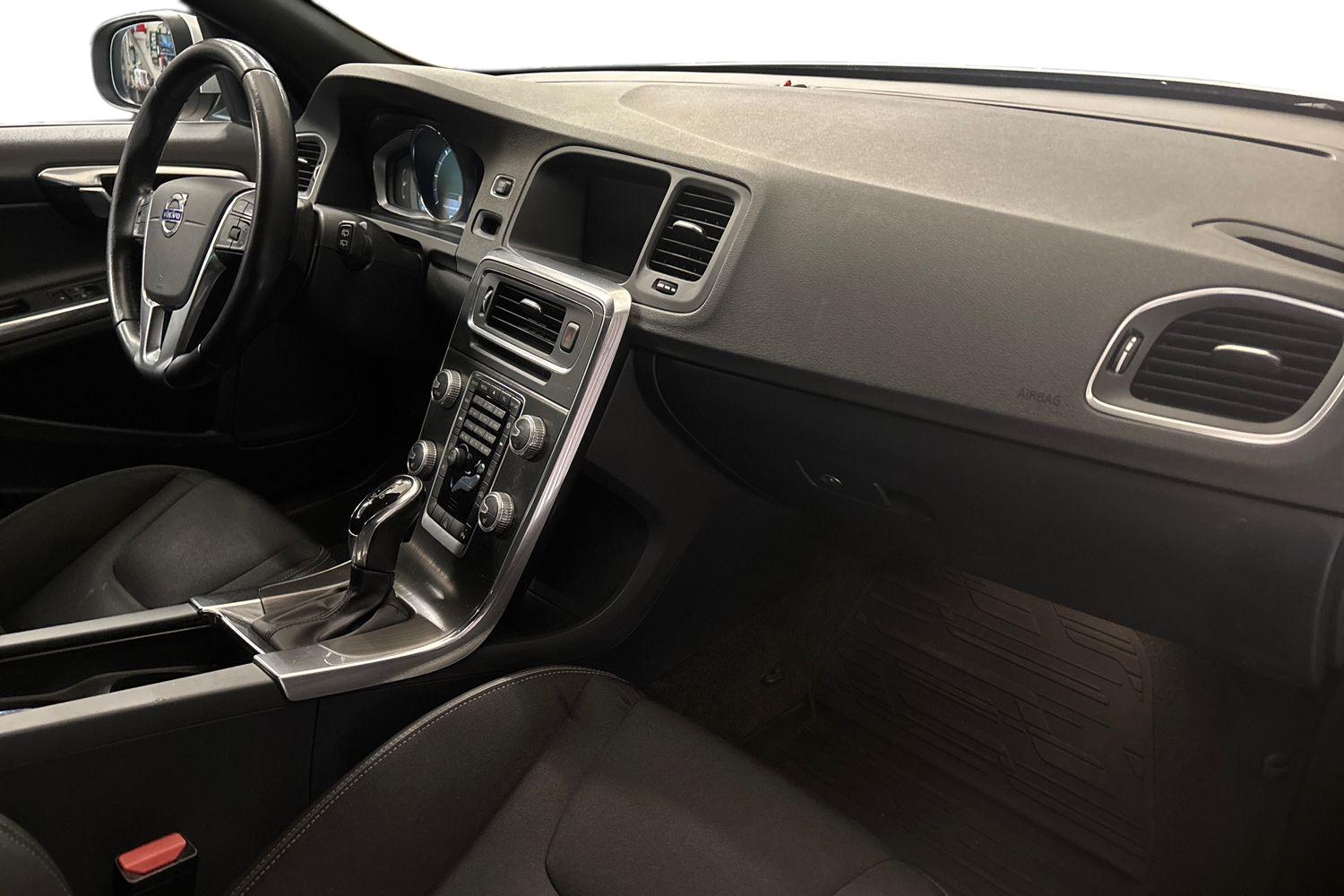 Volvo V60 2016