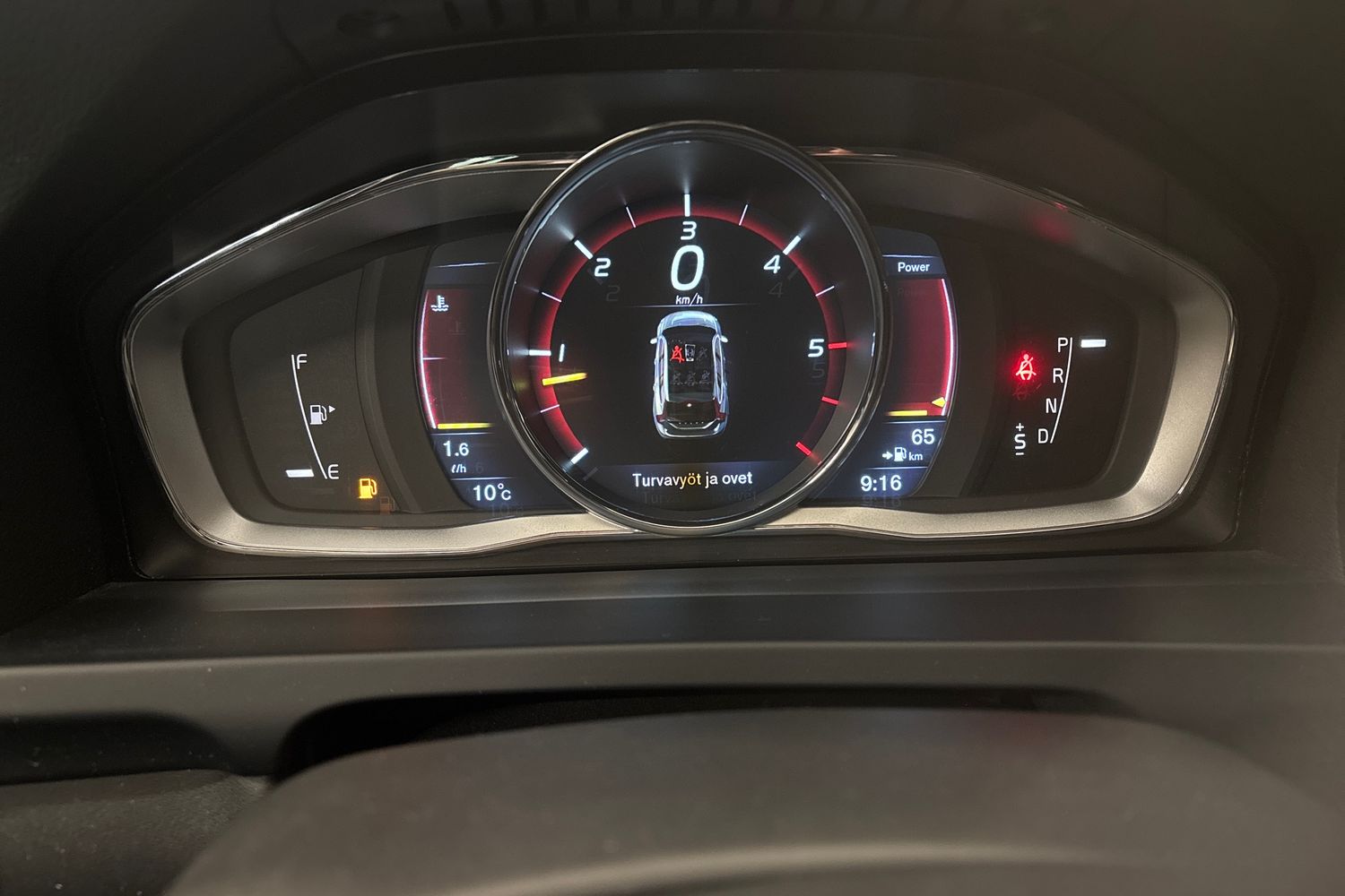 Volvo V60 2016