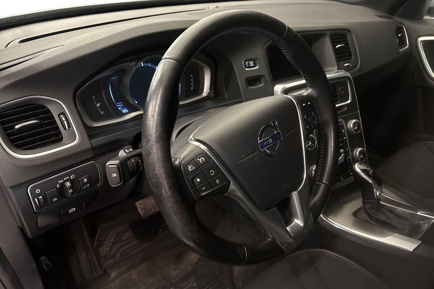Volvo V60 2016