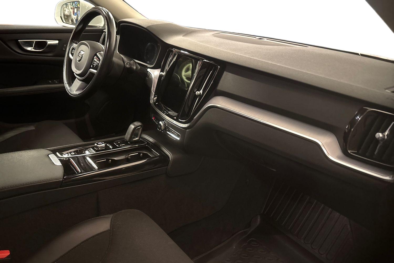 Volvo V60 2021