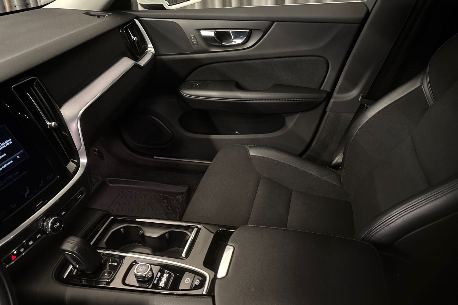 Volvo V60 2021