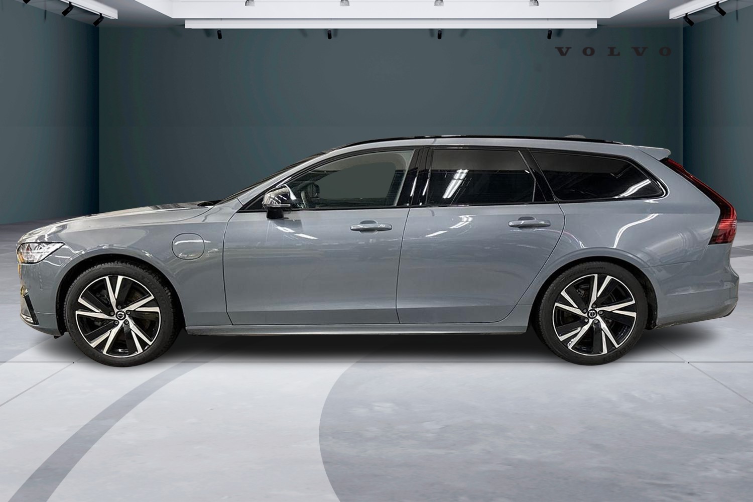 Volvo V90 2022