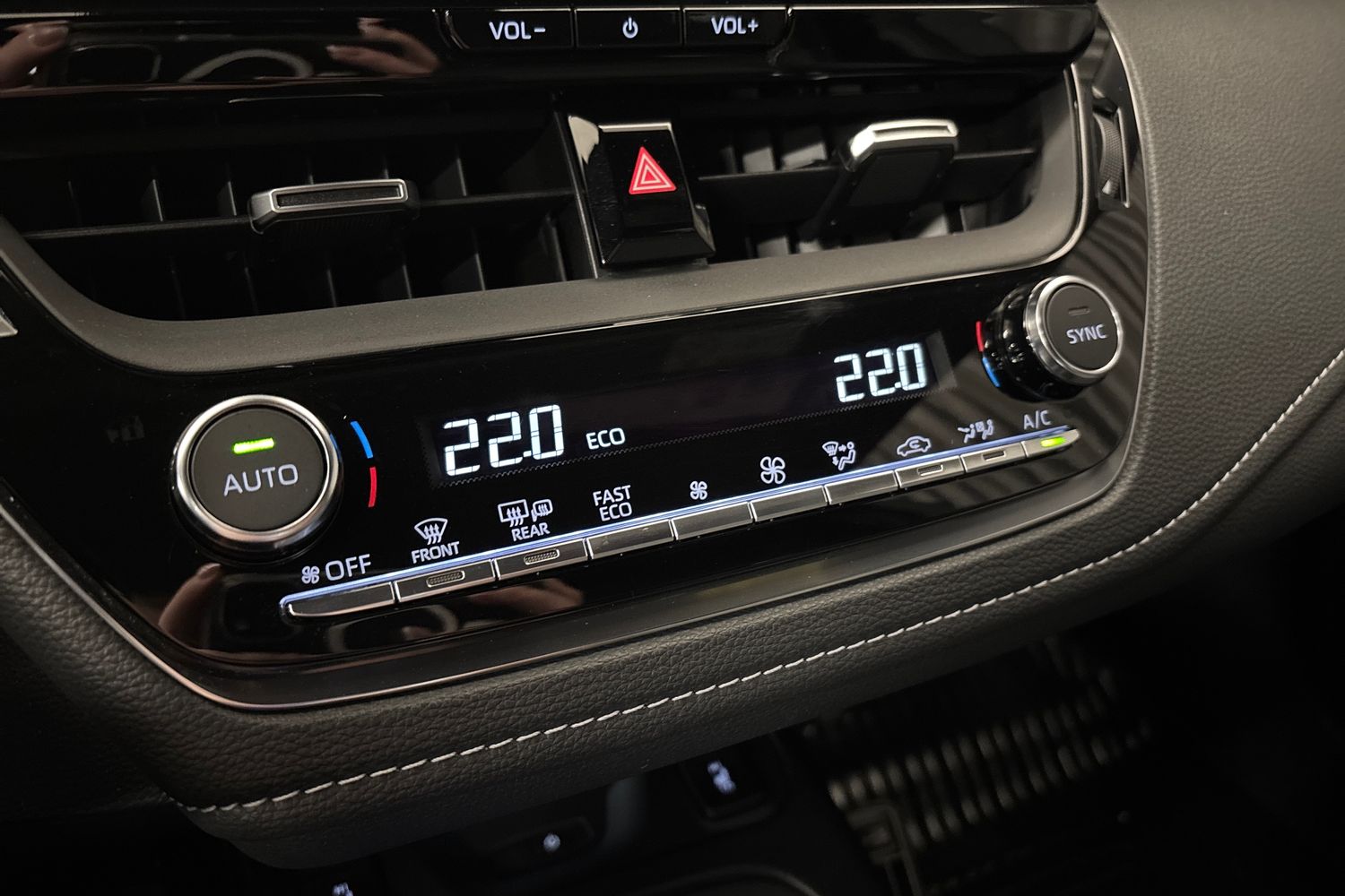 TOYOTA Corolla 2023