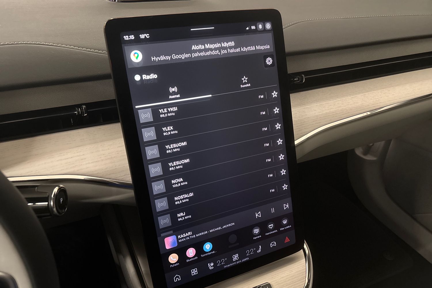 Volvo ES90 14