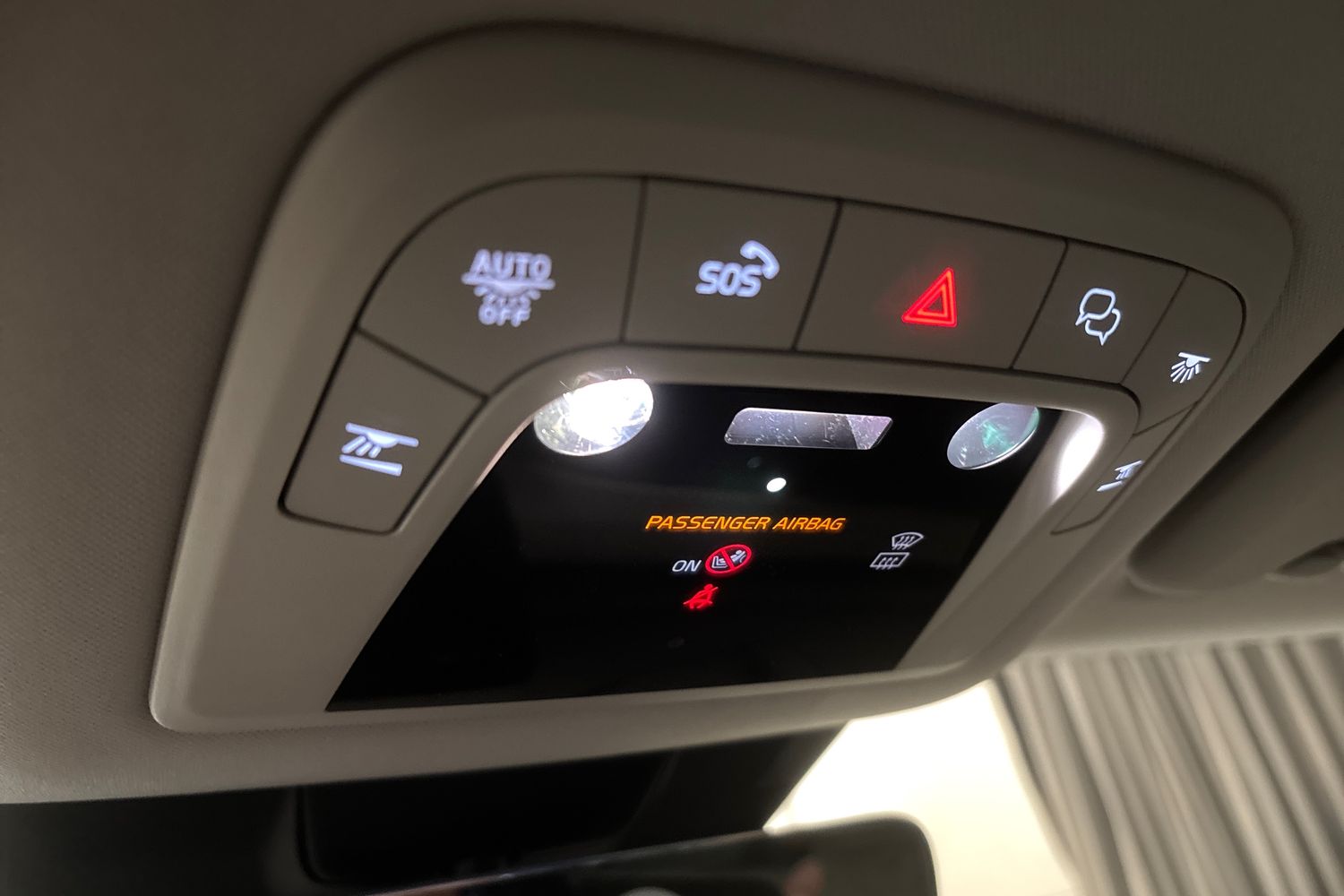 Volvo ES90 26