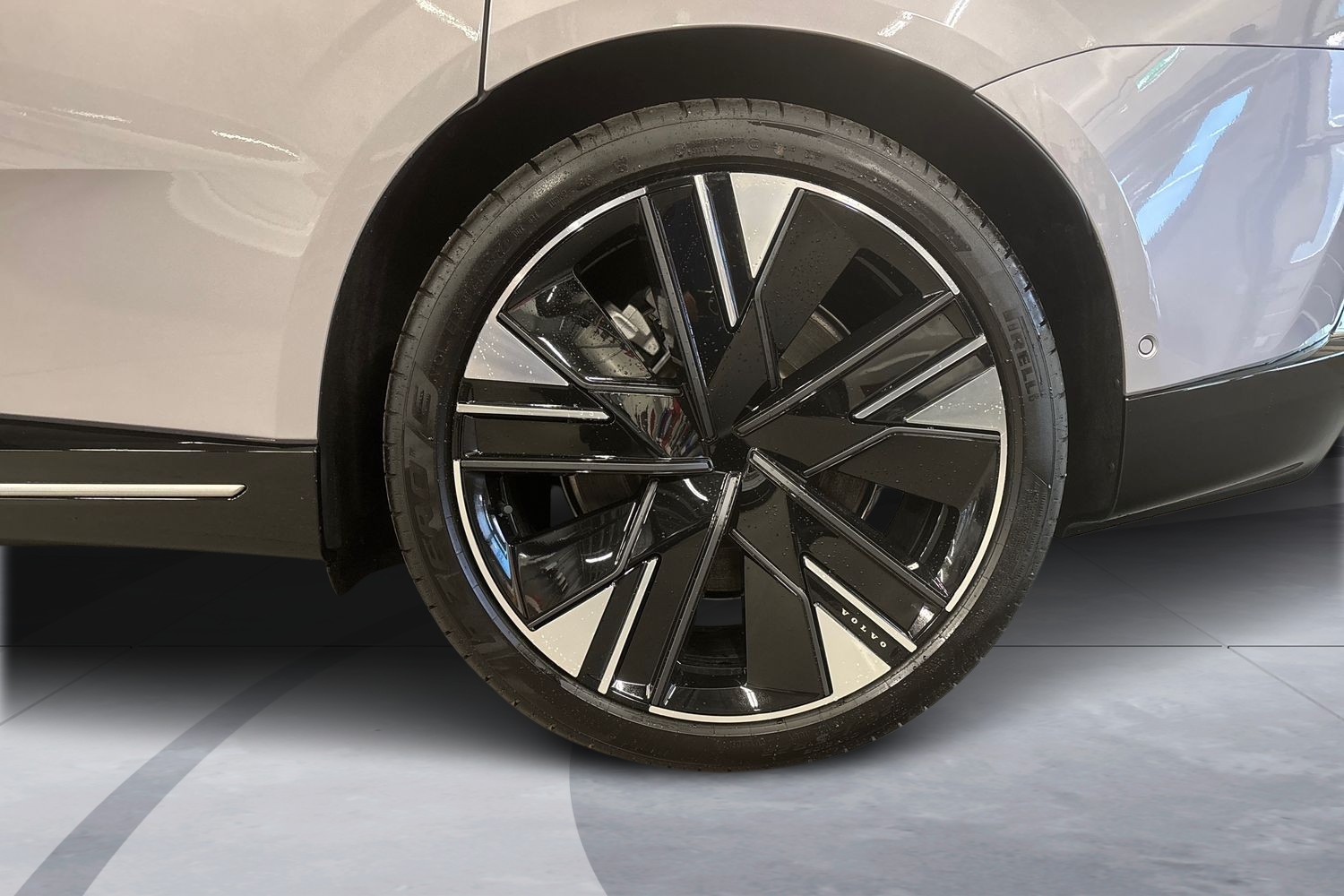 Volvo ES90 6
