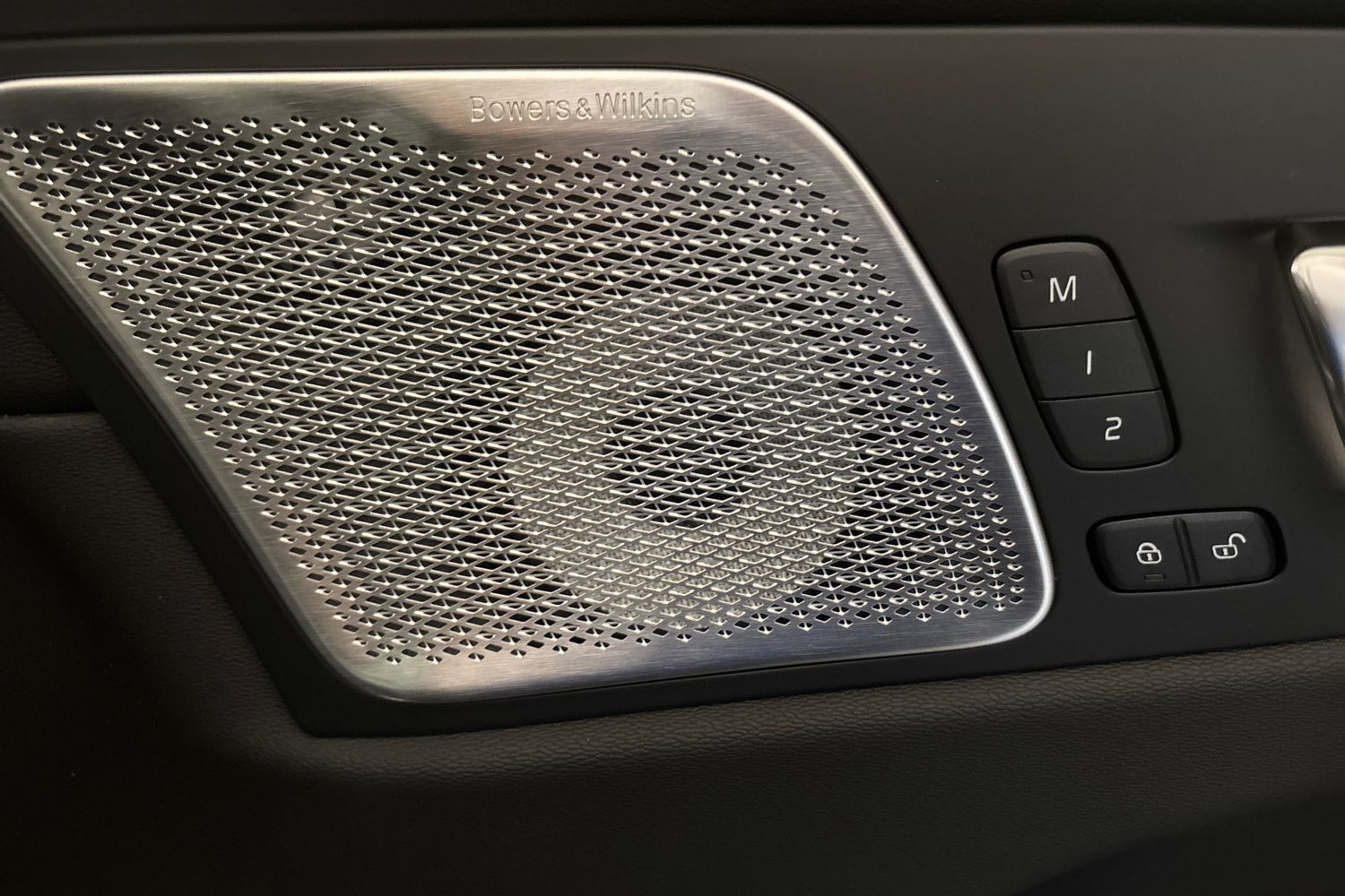 Volvo XC60 2027