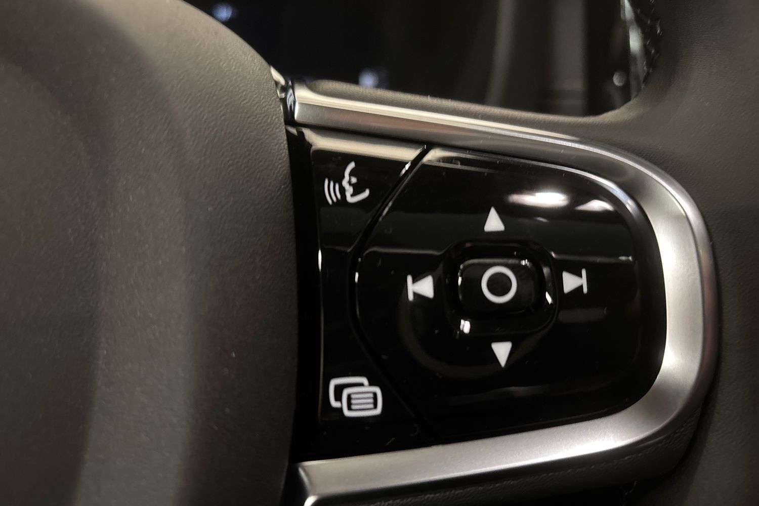 Volvo XC60 2027