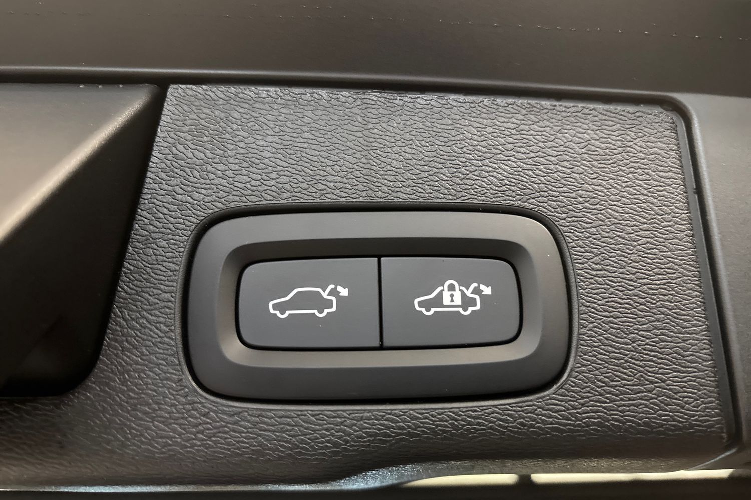 Volvo XC60 2027