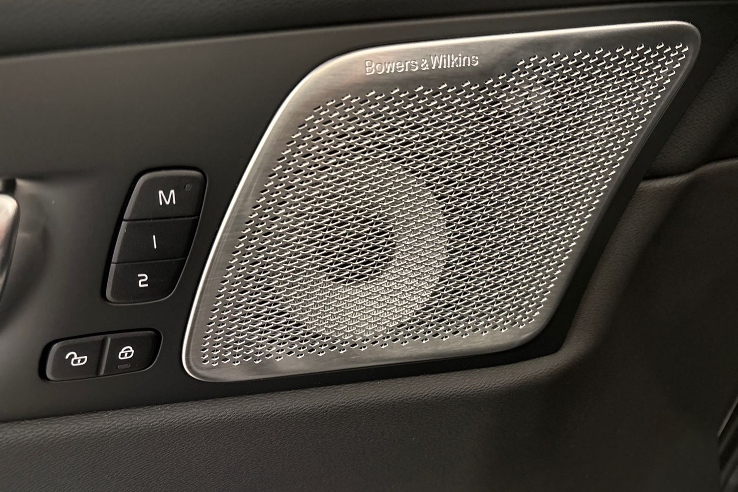 Volvo XC60 2027