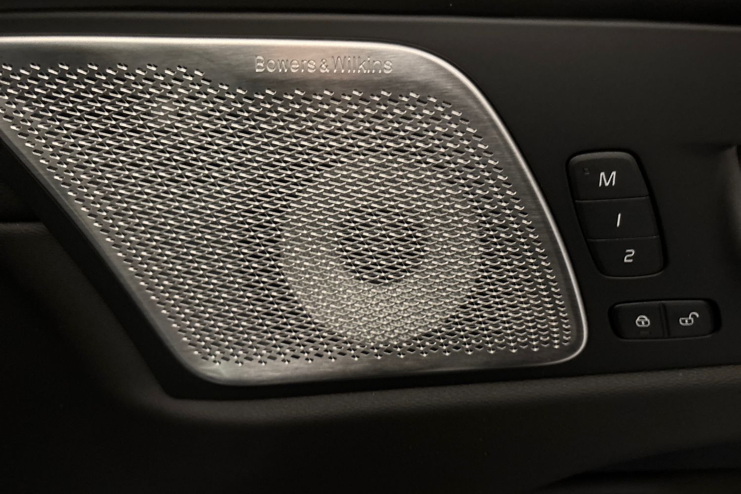 Volvo XC60 2027