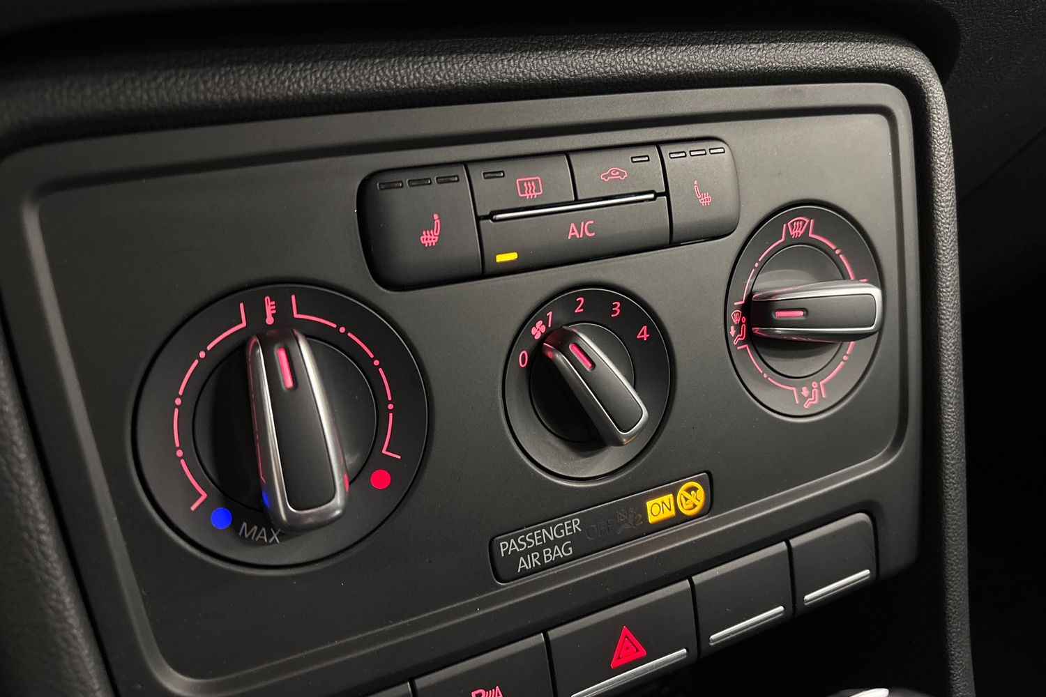 Volkswagen Beetle 2016