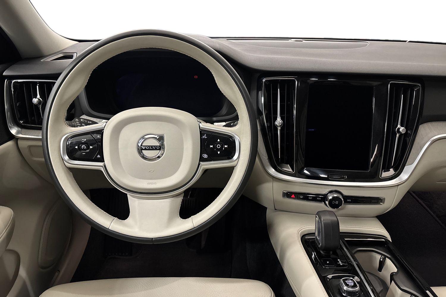 Volvo V60 2024