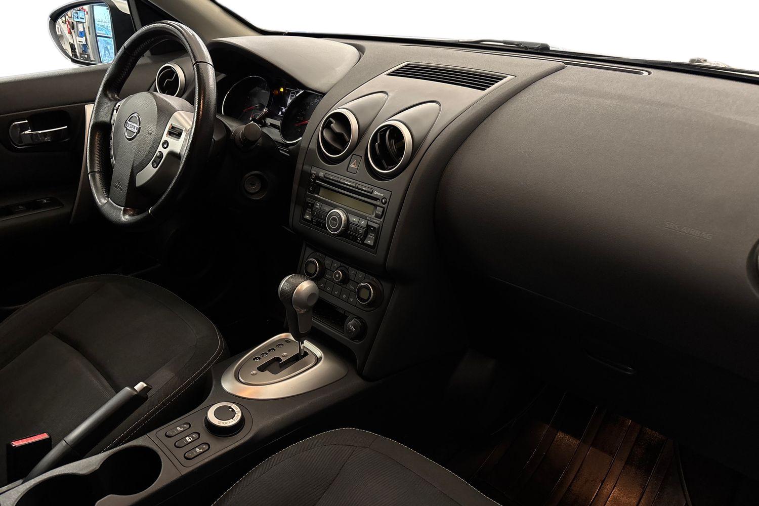 NISSAN Qashqai 2011