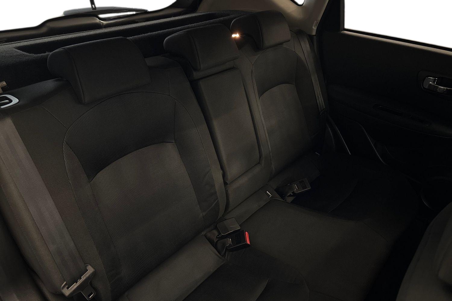 NISSAN Qashqai 2011