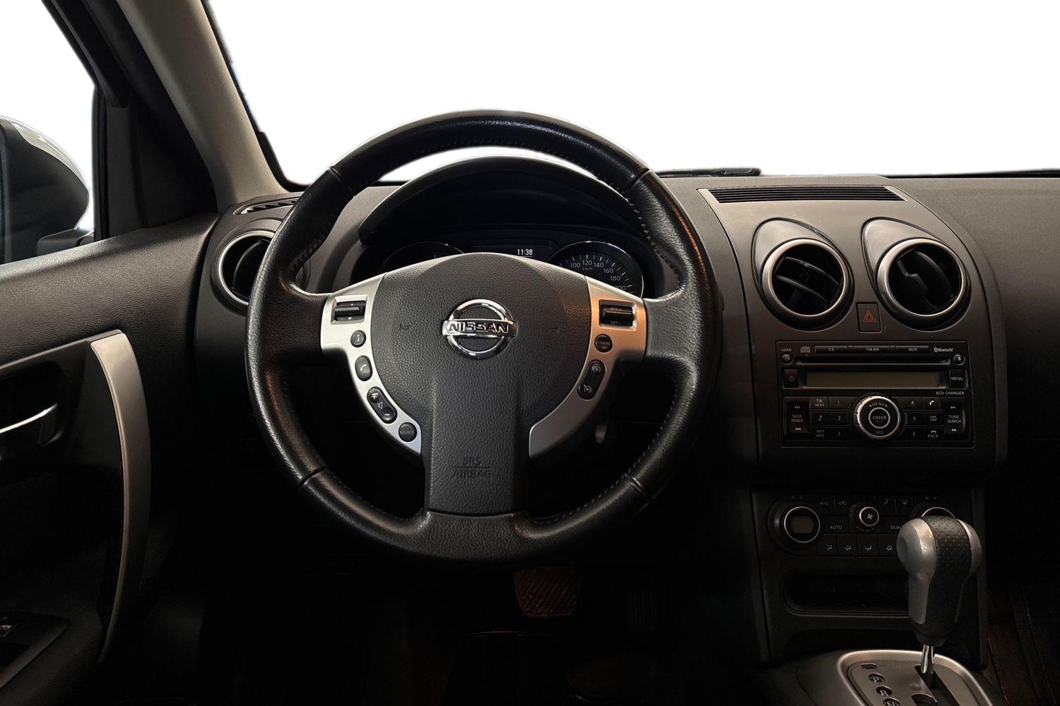 NISSAN Qashqai 2011