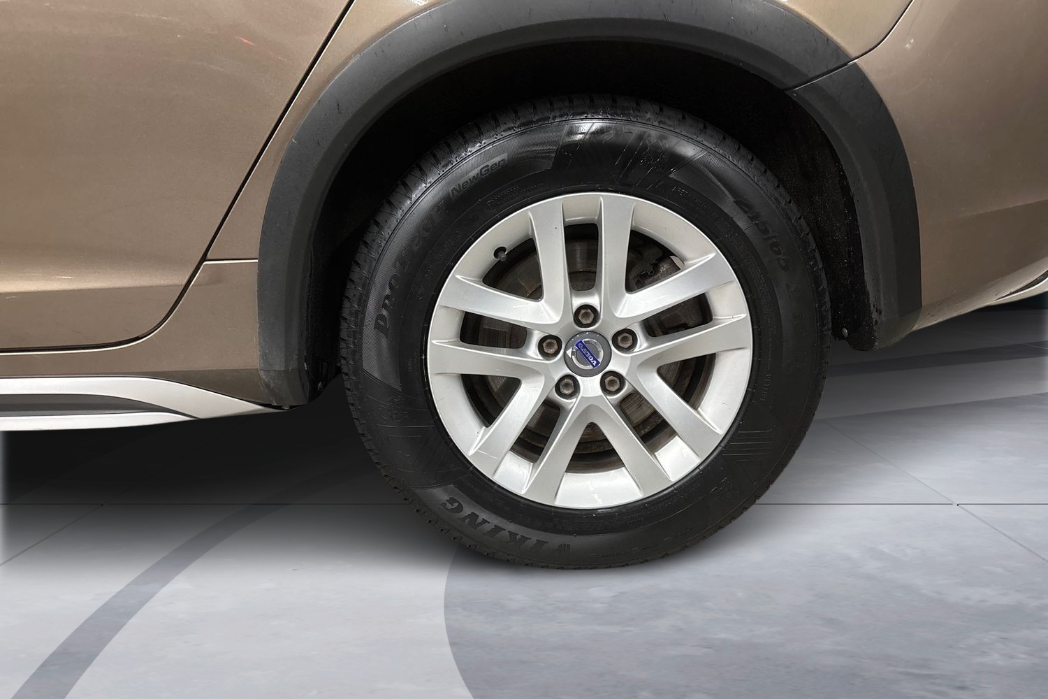 Volvo V60 Cross Country 2015