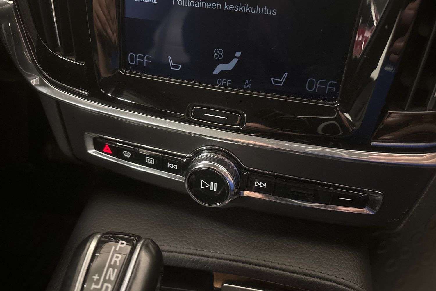 VOLVO V90 2019