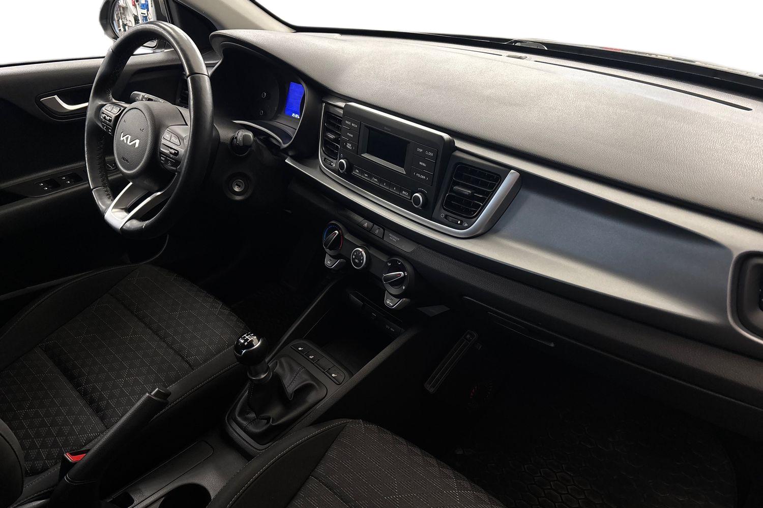 Kia Rio 10