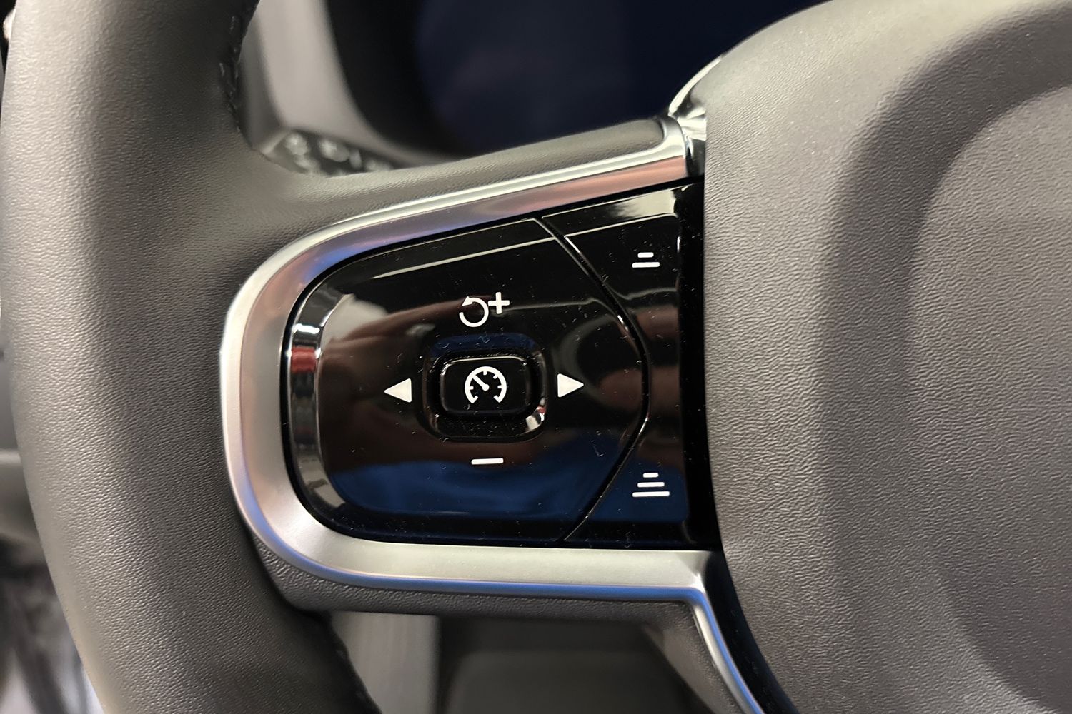Volvo XC60 2027