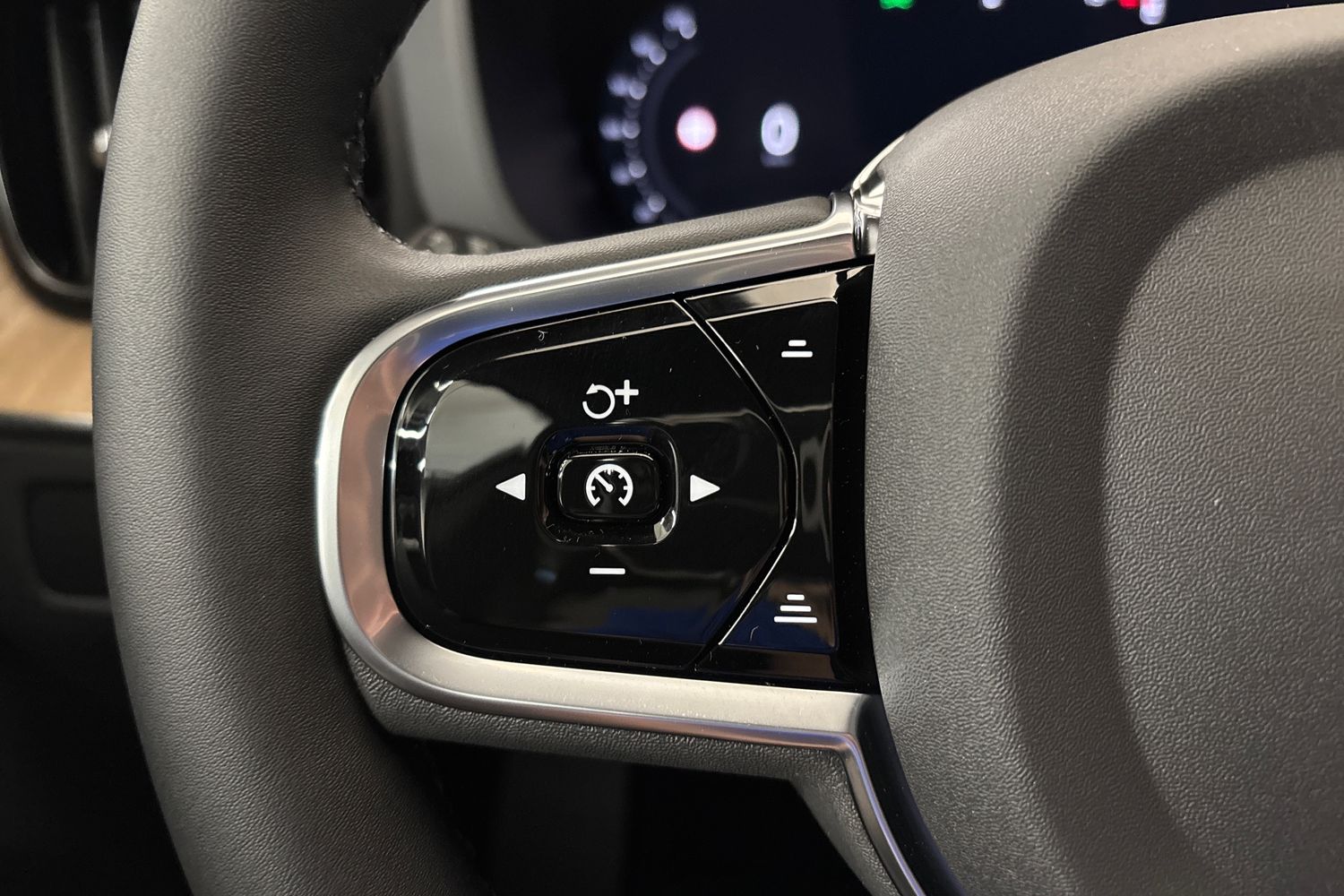 Volvo XC60 2027