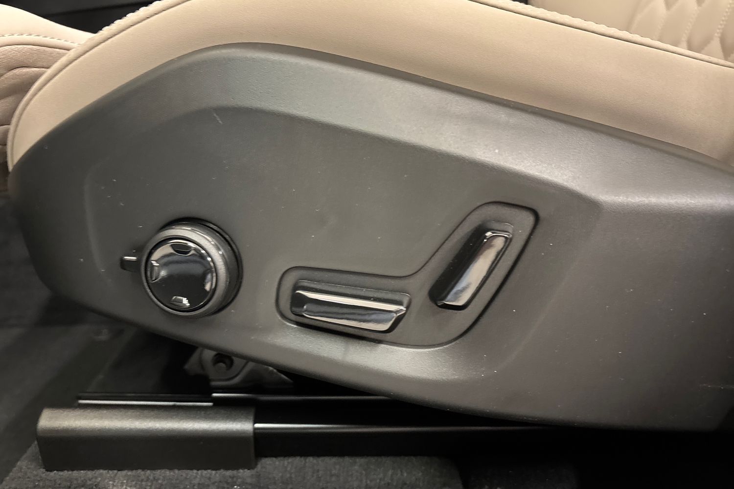 Volvo XC60 2027