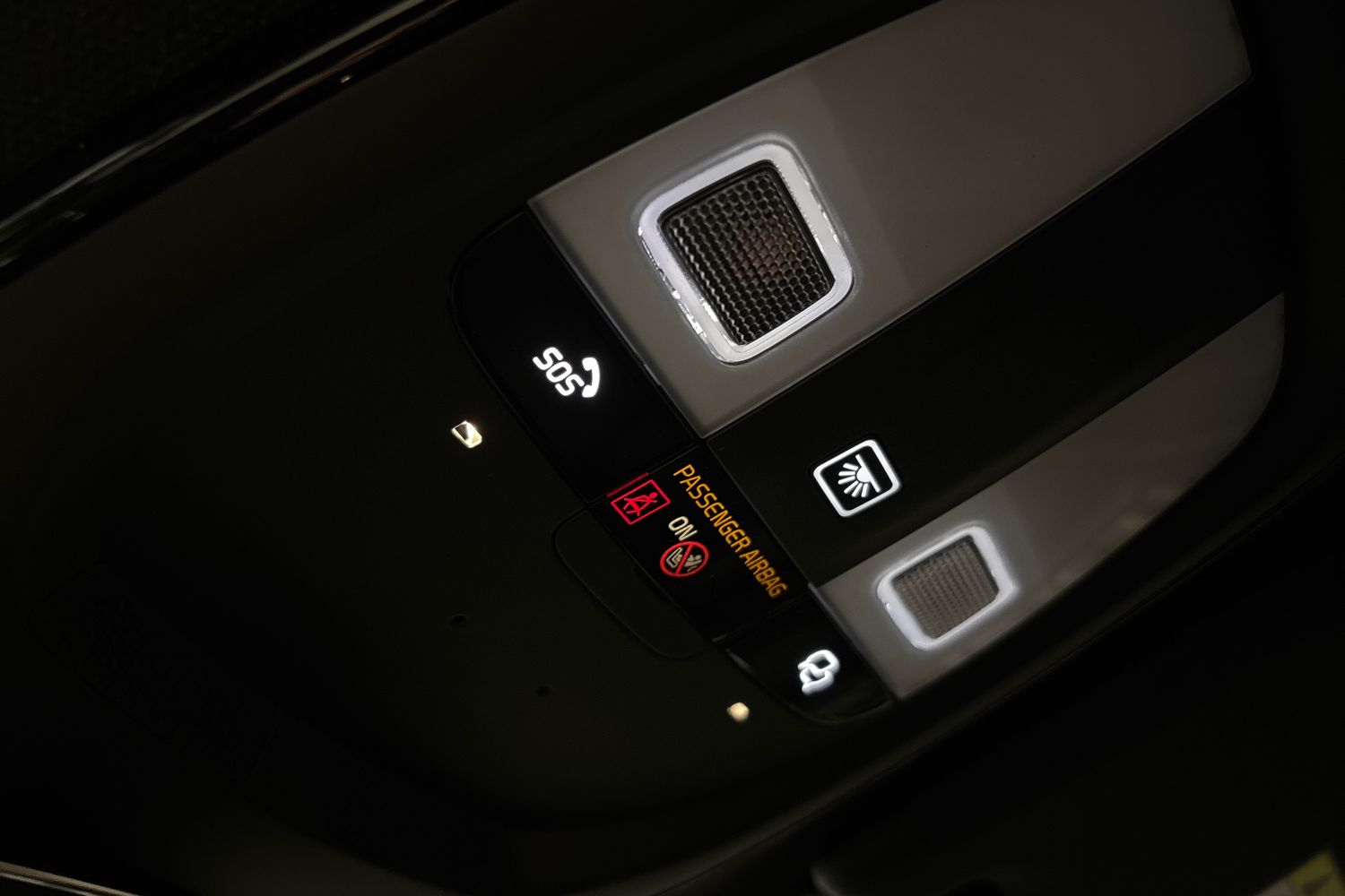 Volvo EX40 2027