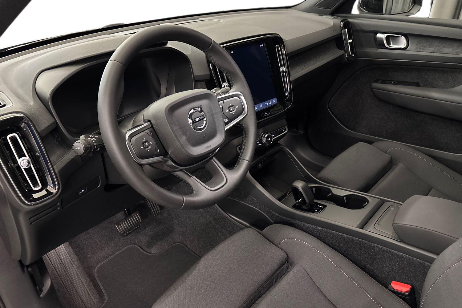 Volvo EX40 2027