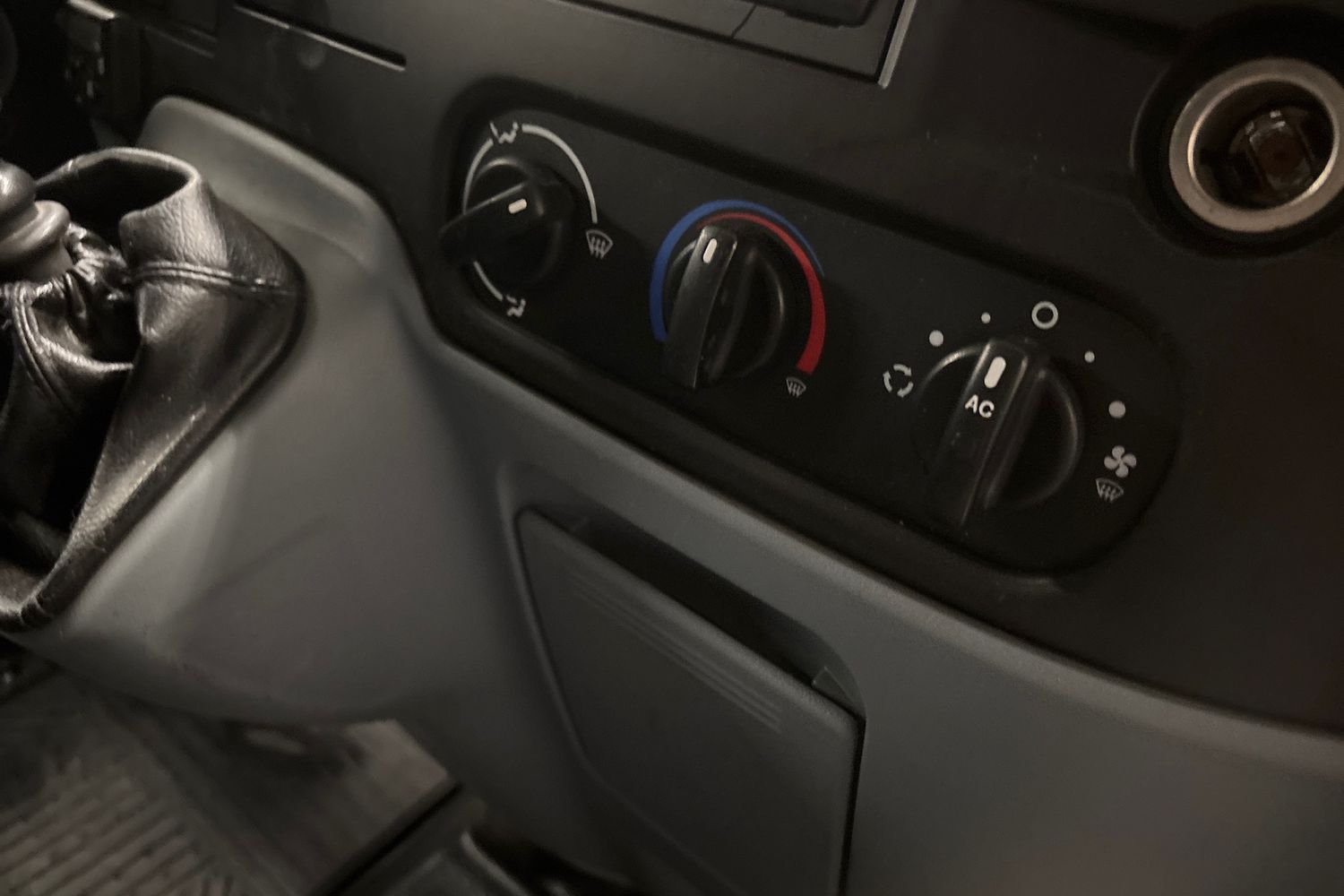 Ford Transit 2011