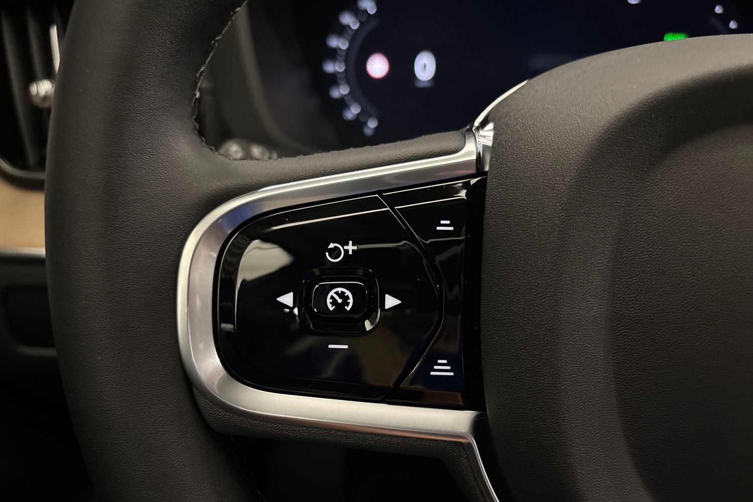Volvo XC60 2027