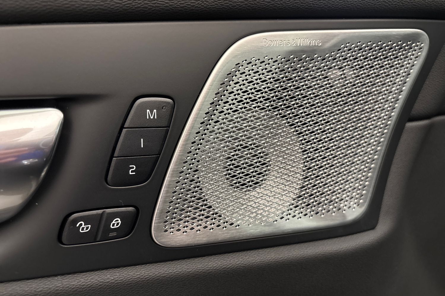 Volvo XC60 2027