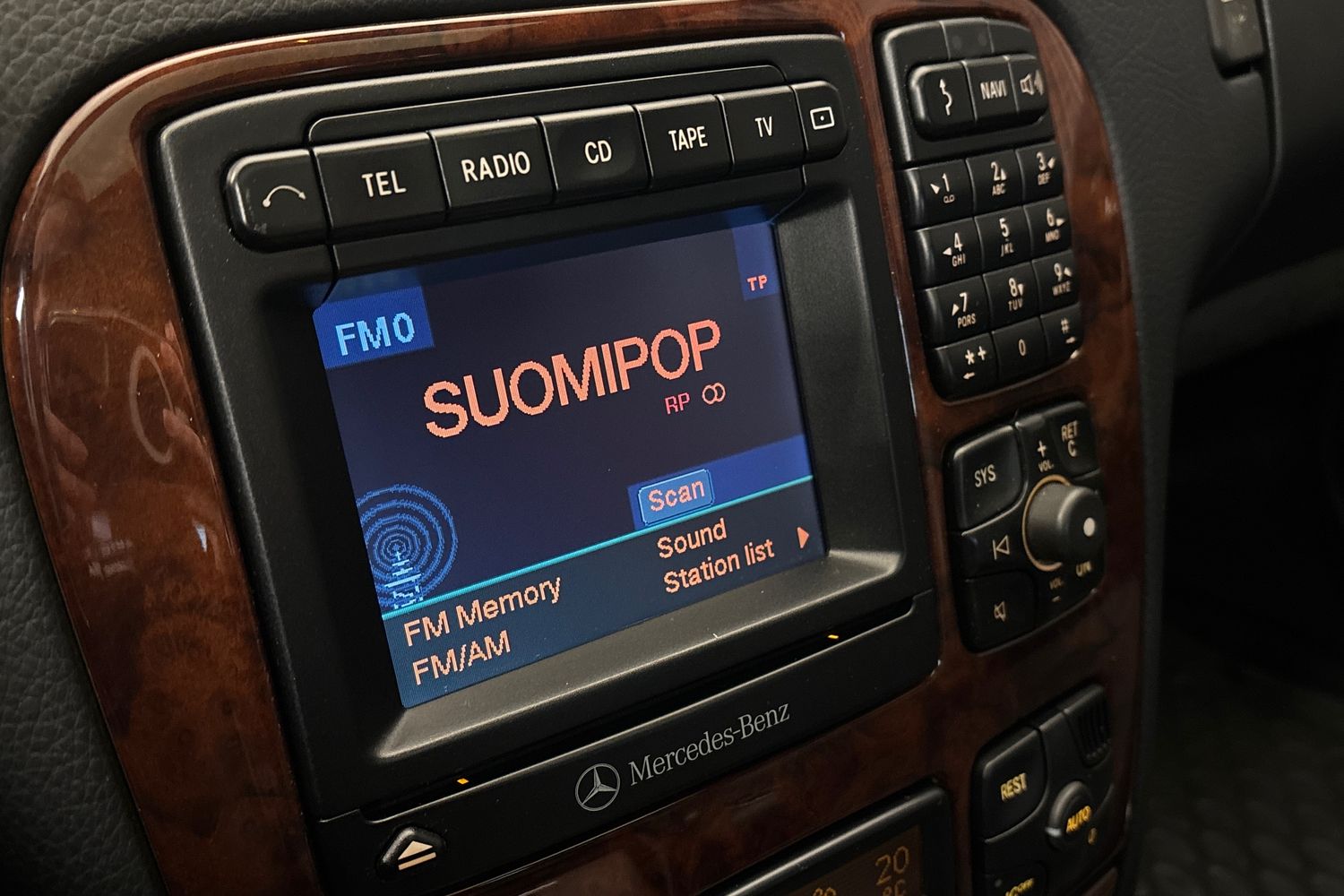 Mercedes-Benz S 2002