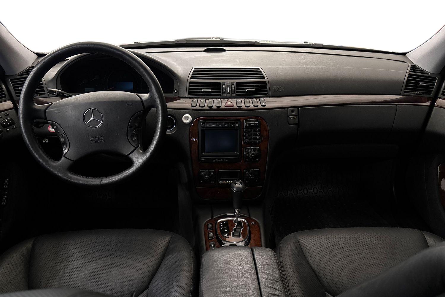 Mercedes-Benz S 2002